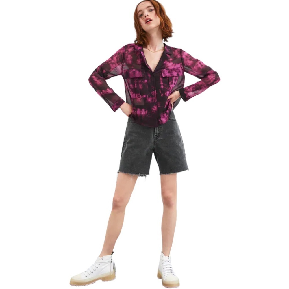 Zara Printed Shirt With Pockets- Size XS​